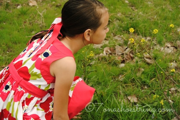 spring flower scavenger hunt