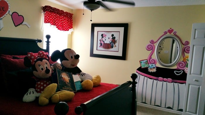 themed kids rooms - All Star