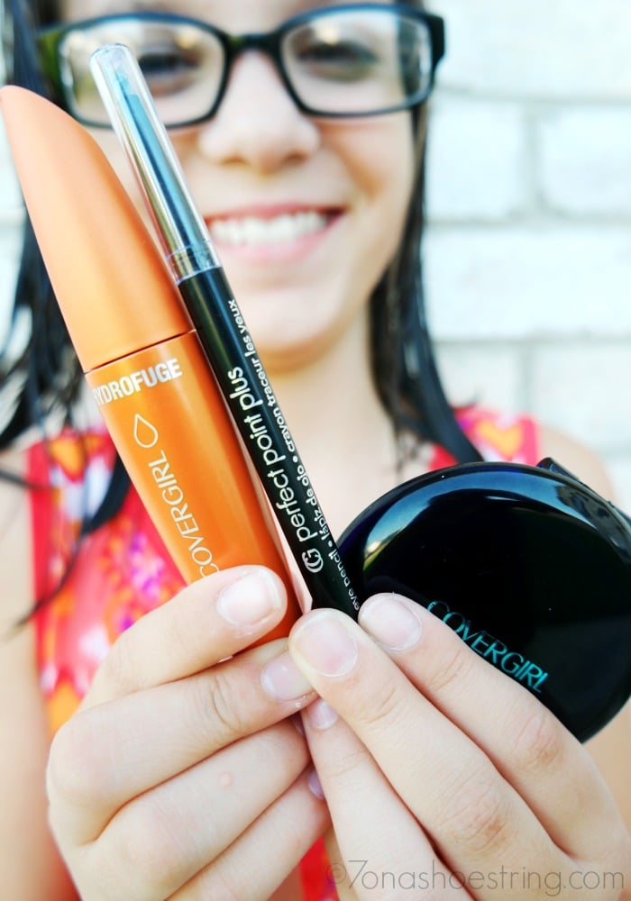 Proper way to wear make-up with CoverGirl