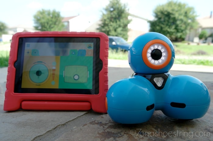 Wonder Workshop teaches kids coding