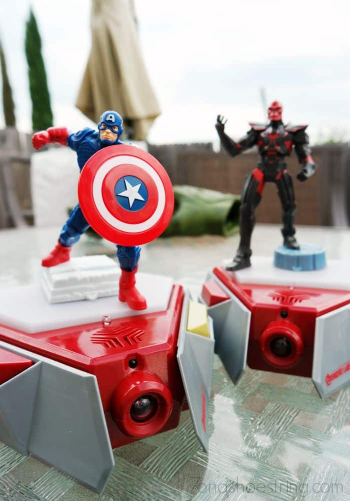 Disney's Playmation Marvel's Avengers Starter Pack