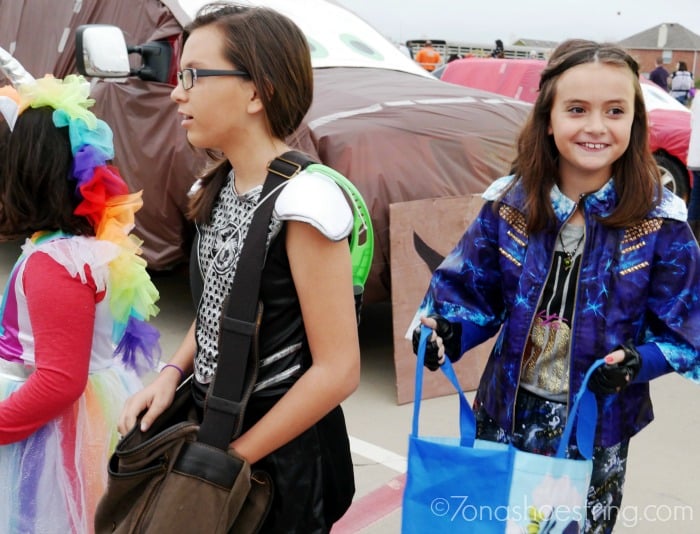 Trunk or treat time with family