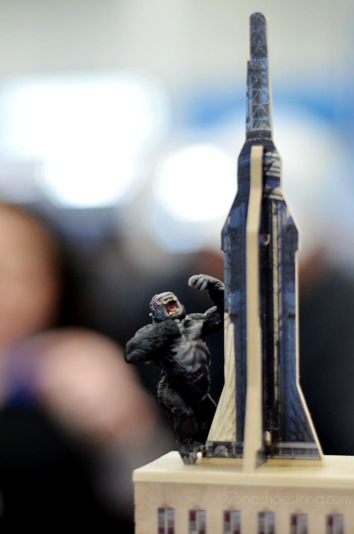 King Kong - Aperture bokeh exercise King Kong - Aperture bokeh exercise