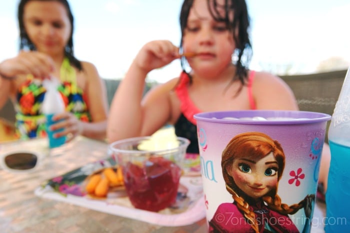 Disney-Frozen-party-supplies