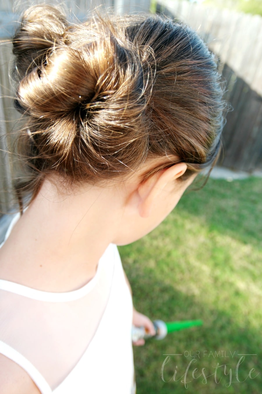 Princess-Leia-hair-buns