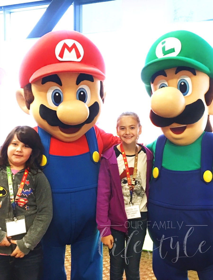 Mario and Luigi at Nintendo HQ Mario and Luigi at Nintendo HQ