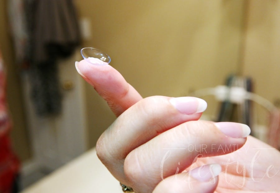 Properly putting contacts in