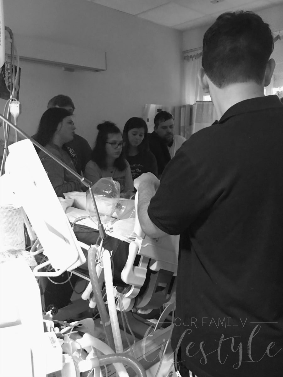 leading Mom home with praise